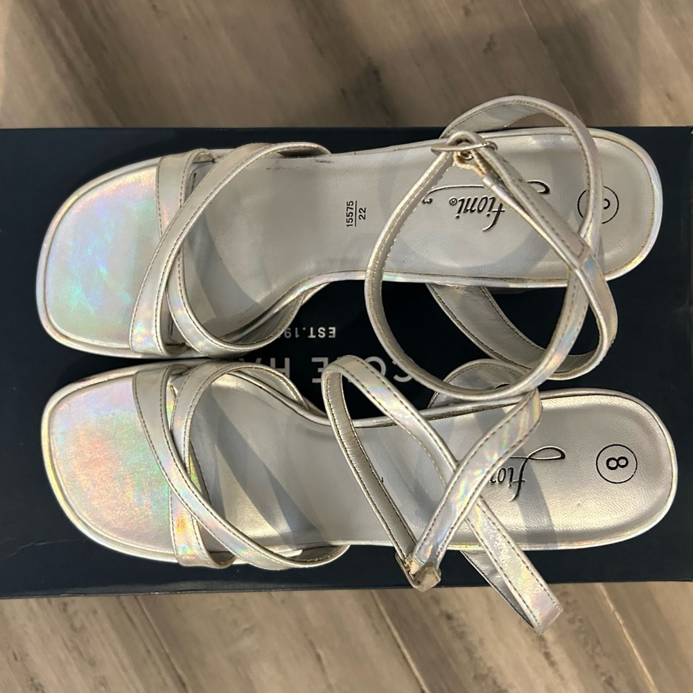 Prom / Wedding / bridal party shoes. Size 8. Fioni.